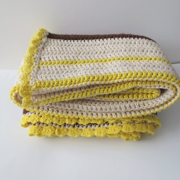 Meet your Poshers, Hannah & Amanda - Picture 4 of 4